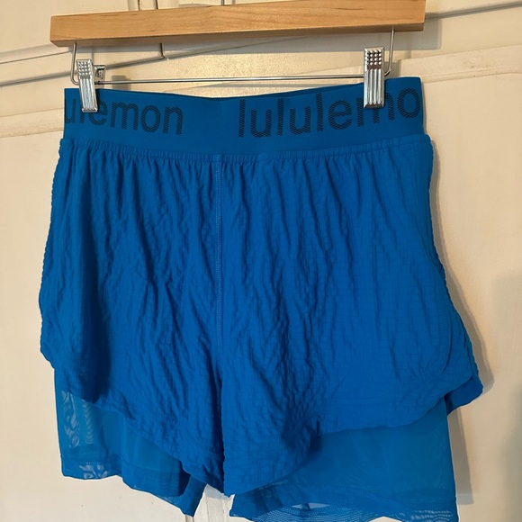 LULULEMON Logo Waistband High-Rise Training Short Poolside - Picture 11 of 14